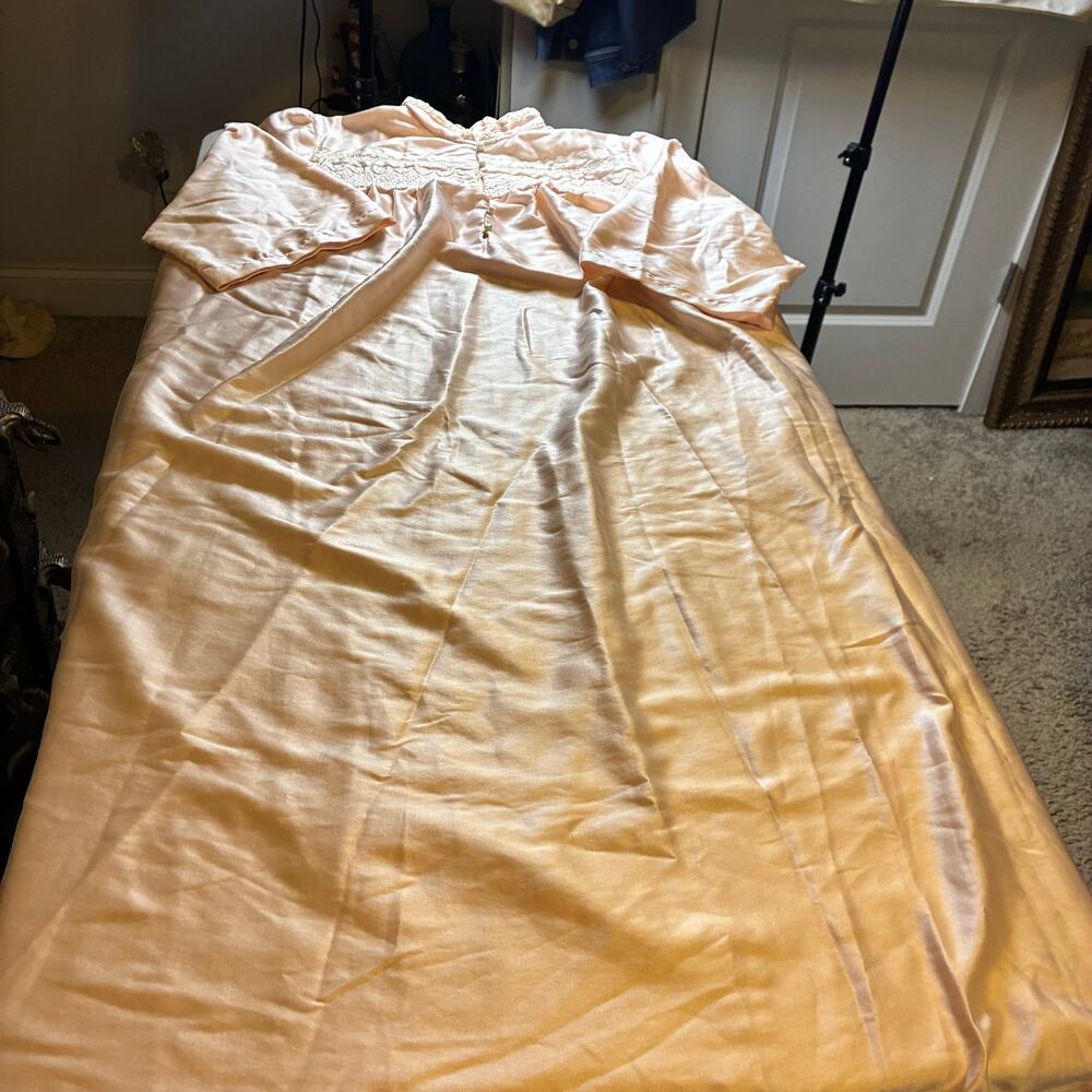 Vintage Nancy Pink Satin Lace Nightgown House Dress Women's M L Cottagecore